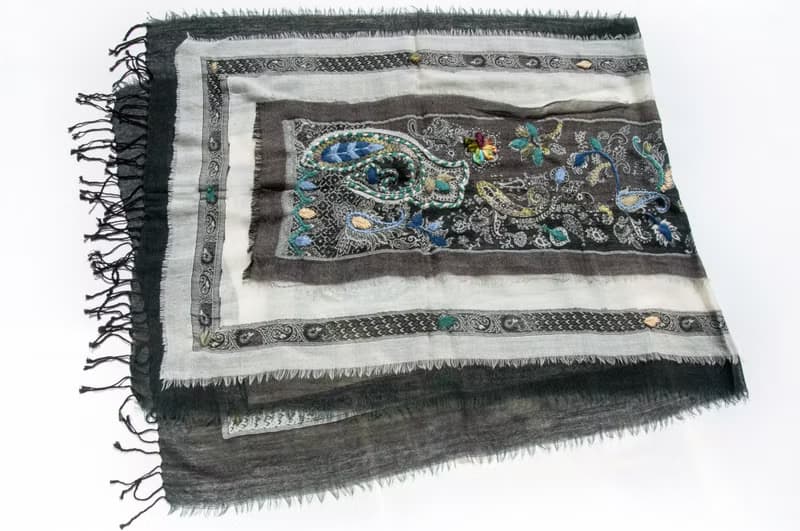 喀什米爾Cashmere/水煮羊毛披肩/針織圍巾/刺繡圍巾/羊絨披巾-花