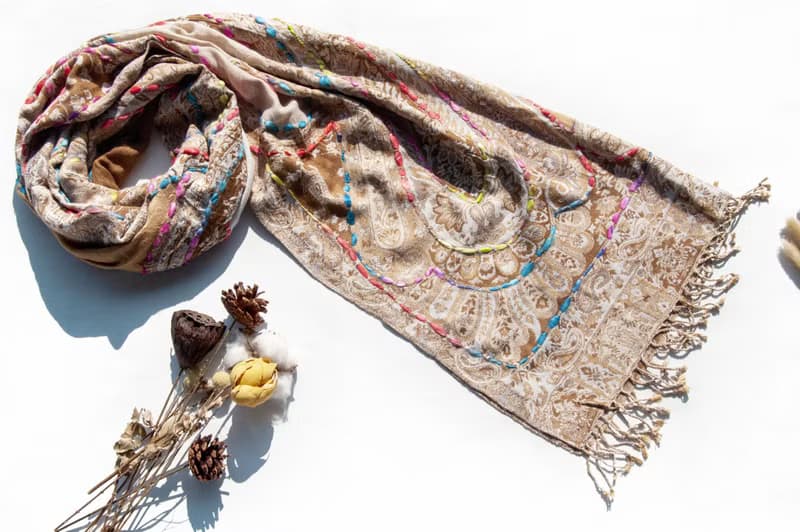 喀什米爾Cashmere/水煮羊毛披肩/針織圍巾/刺繡圍巾/羊絨披巾-花