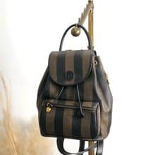 【 日本直送　名牌中古包 】FENDI フェンディ ペカン バックパック ブラウン ロゴ PVC リュック vintage ヴィンテージ オールド ait32f