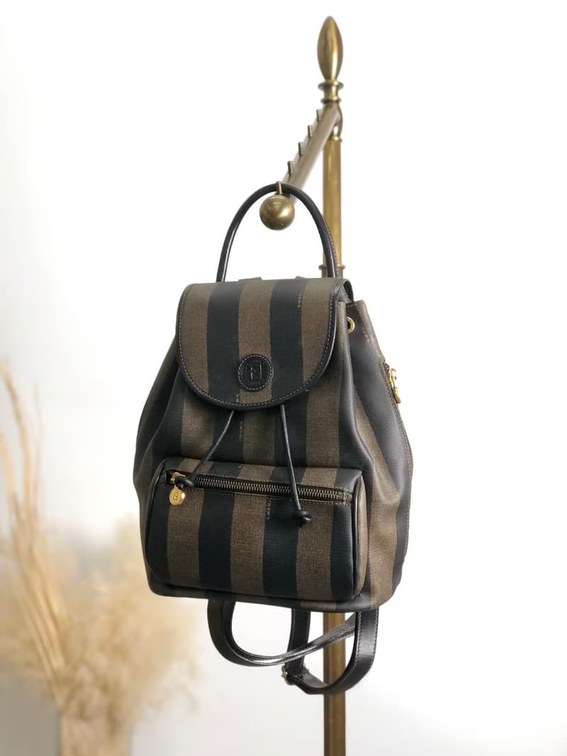 【 日本直送　名牌中古包 】FENDI フェンディ ペカン バックパック ブラウン ロゴ PVC リュック vintage ヴィンテージ オールド ait32f