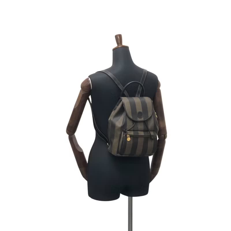 【 日本直送　名牌中古包 】FENDI フェンディ ペカン バックパック ブラウン ロゴ PVC リュック vintage ヴィンテージ オールド ait32f
