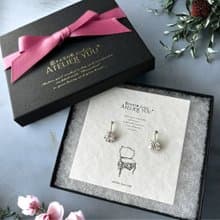 煌めくマーガレット フラワーピアス 14kgf クリスタルガラス アクセサリーボックス入り クリスマスギフトやごほうびに