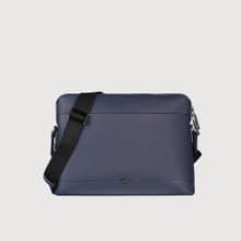 【滿3999送鑰匙圈】格瑞克-E 大型橫式斜背包-深藍/BF573-62-DB