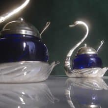 【老時光 OLD-TIME】早期二手國外進口鍍銀藍色玻璃調料器組