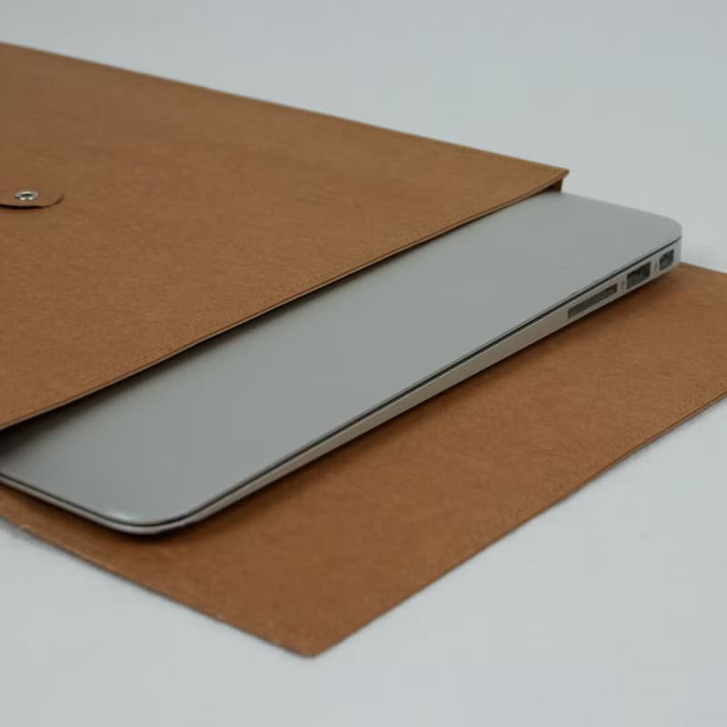 craft leather laptop pouch ver.1