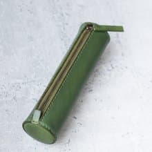 橄欖綠色真皮手工圓筒筆袋