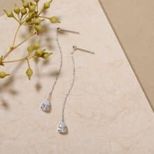sway-drop pierced earring SV　ニッケルフリーピアス　キュービックジルコニアのしずくが揺れるおしゃれなデザイン シルバー　ロジウム