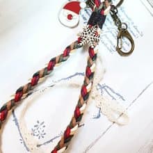 Paris*Le Bonheun。幸福手作。聖誕色彩。(長款A編織)編織鑰匙圈