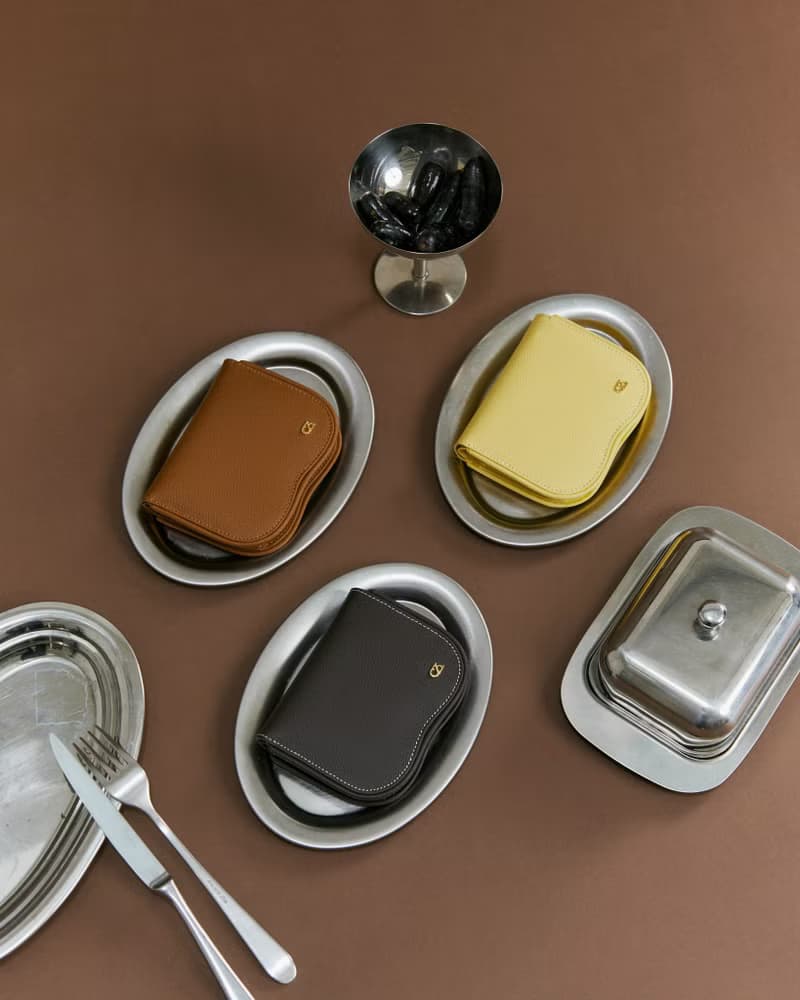 Wave wallet (textured leather collection)