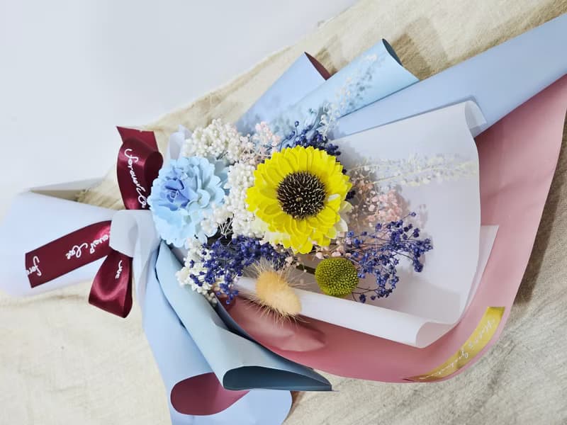 索拉向日葵花束