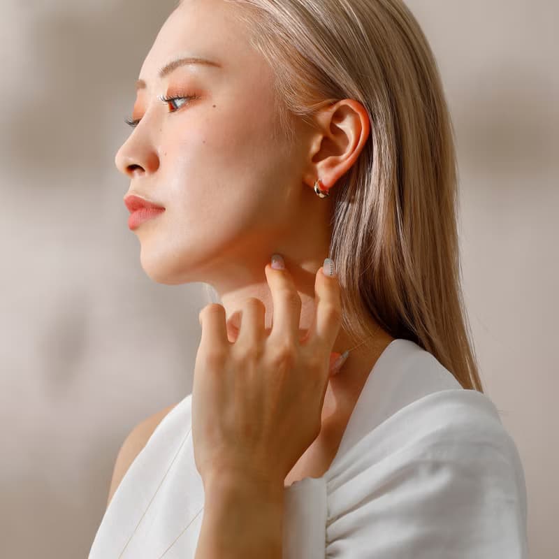 【Pinkoi限定商品】circle-sparkle smooth pierced earring　GD　ニッケルフリースムースピアス　フープピアス　ゴールド