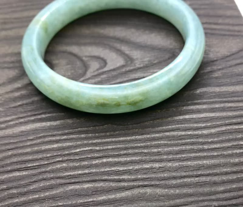 翡翠A貨糯冰底湖水綠飄黃翡手鐲玉鐲/圈口適50.51.52/生日/送禮/