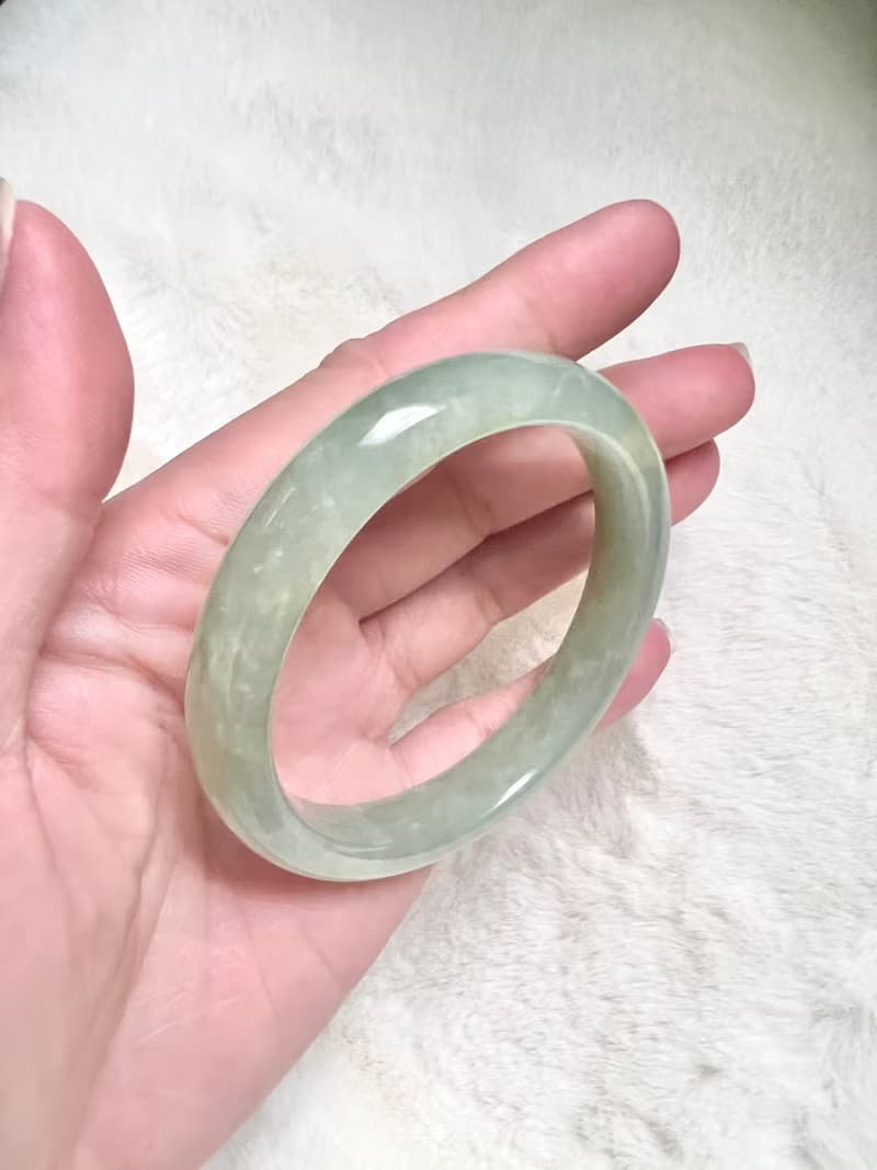 翡翠A貨糯冰底湖水綠飄黃翡手鐲玉鐲/圈口適50.51.52/生日/送禮/