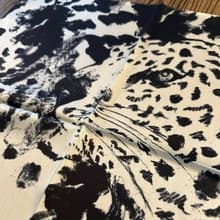 50cm角_silkscarf_モノトーンアニマル柄のシルクスカーフ　ChristalART
