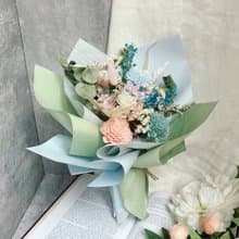【康乃馨永生花束】其實我不喜歡母親節—媽媽讓我難過|永生花束