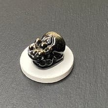 能量擺件-招財轉運閃亮金沙金曜石大屁股貔貅 辦公室 療癒 招財