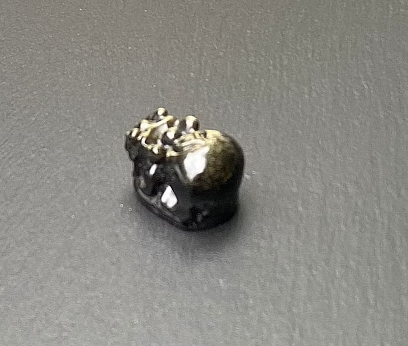 能量擺件-招財轉運閃亮金沙金曜石大屁股貔貅 辦公室 療癒 招財