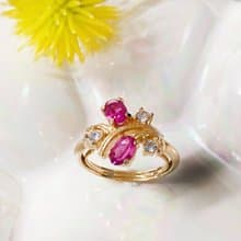 【西洋古董飾品】AVON優美小花叢 淺亮桃紅色 萊茵鑽 戒指
