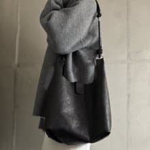 Usual Bag M Black_Genuine leather_Shoulder bag_ tote bag