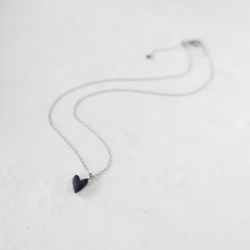 小號心形項鍊 / 黒 / 不銹鋼 / 尺寸不限
