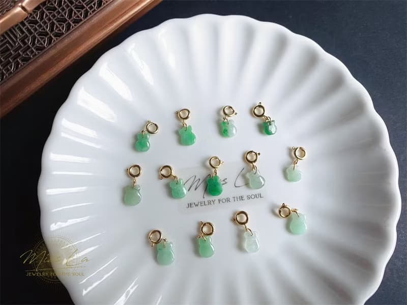 冰種陽綠翡翠小錢袋 盛裝財富與祝福 隨意扣 滴溜 可搭手鍊 項鍊