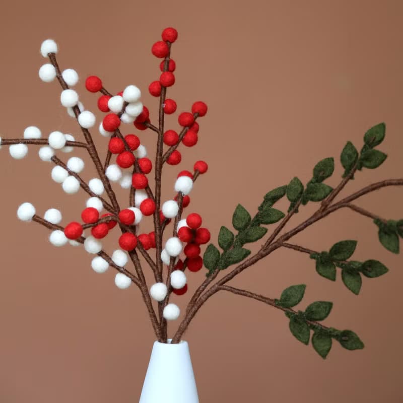 羊毛氈插花植物・紅冬青
