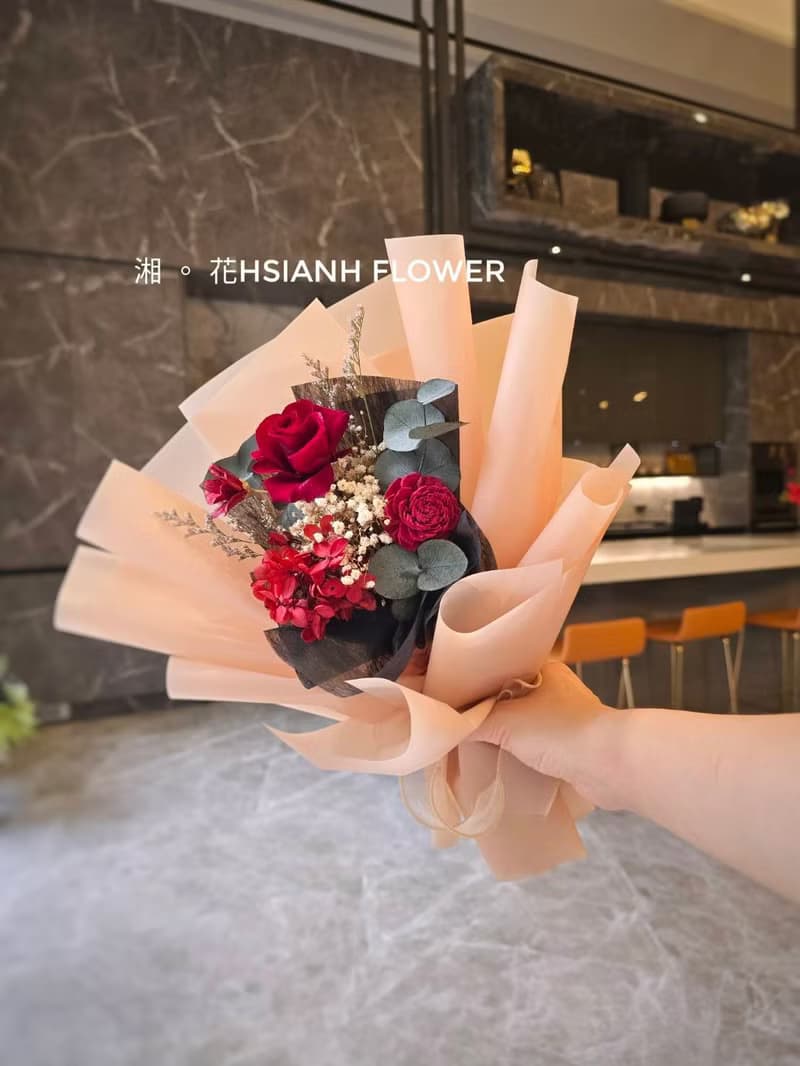 七夕永生玫瑰中花束