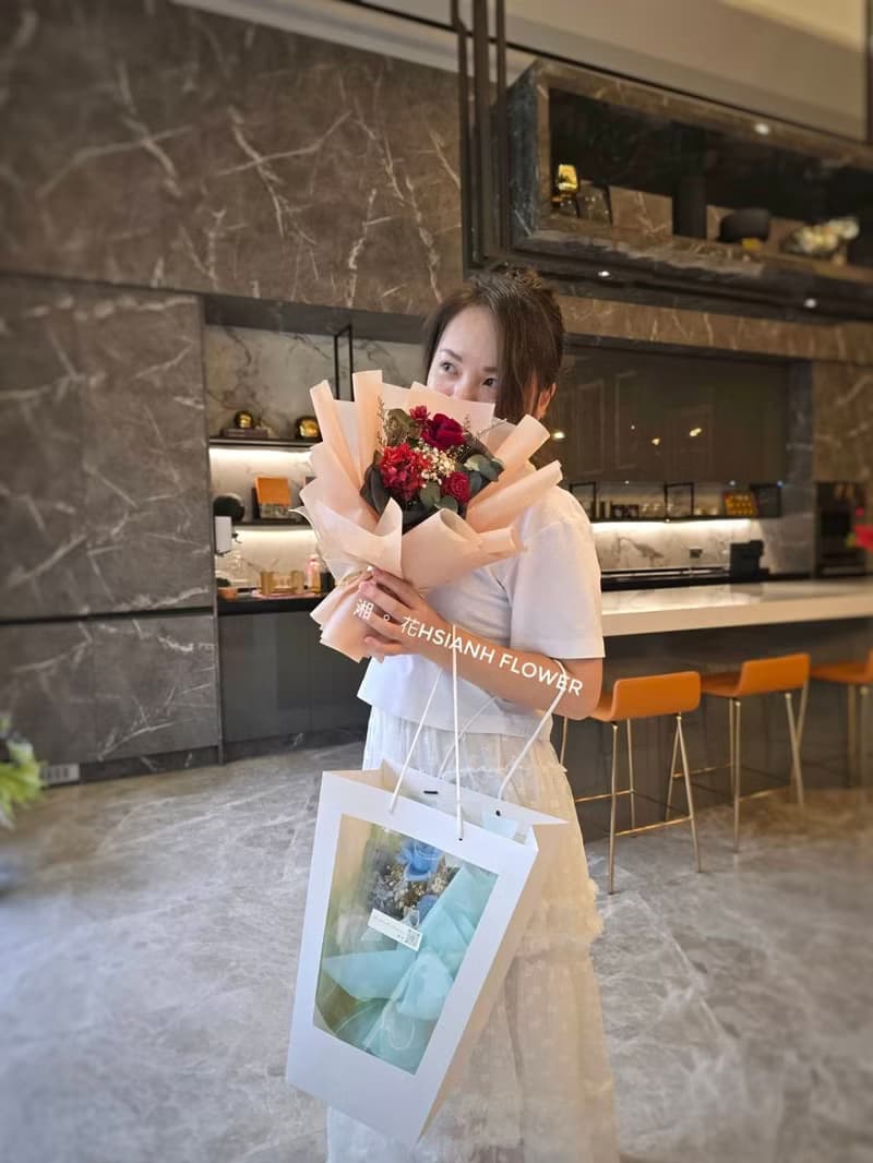 七夕永生玫瑰中花束