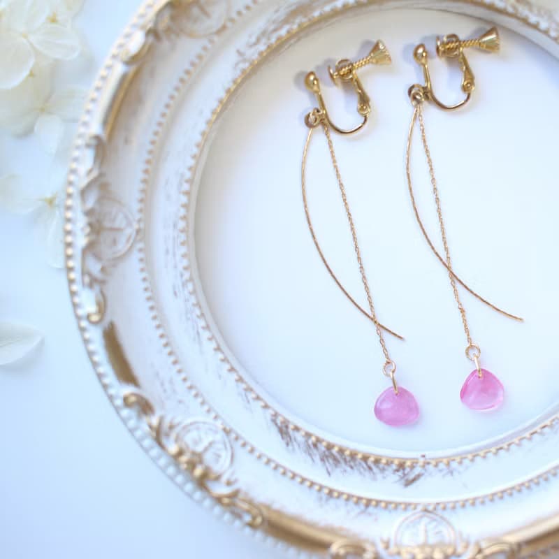 杏の花のイヤリング/ピアス