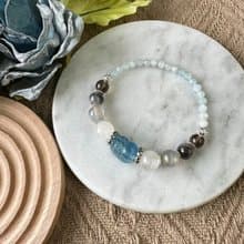 大海藍色藍寶貔貅彈性手鍊