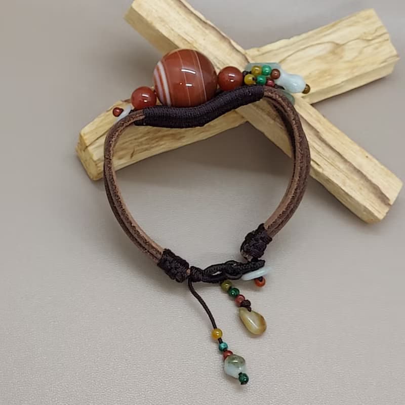 (Strip Agate) 瑪瑙配翡翠玉皮繩 - 招財保平安