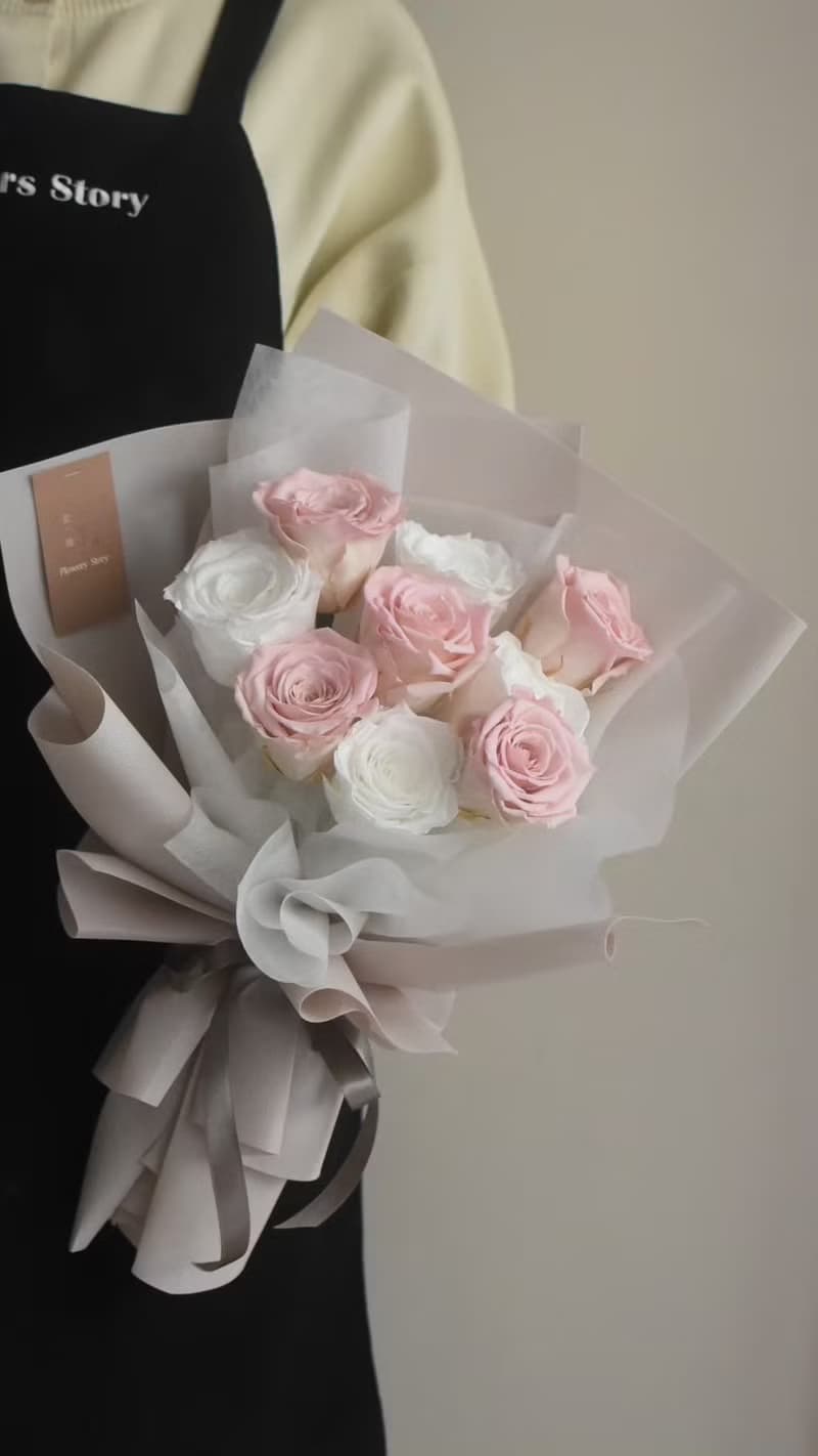 /粉白玫瑰9朵花束/七夕 紀念日 周年 生日 儀式感 畢業 母親節