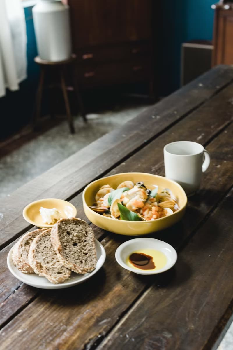 KOGA 許家陶器品 陶質馬克杯 (鶯白)