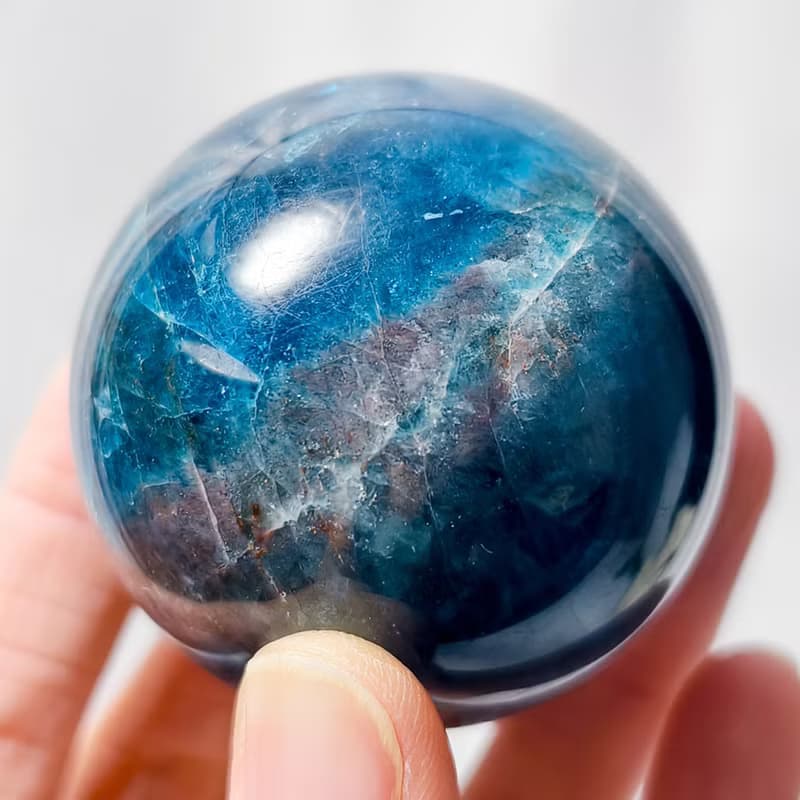 稀有藍磷灰石 紅色帶 晶球擺件 圓滿 收藏 有球必應 單品 禮物