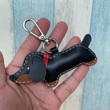 療癒小物 黑色 可愛 臘腸狗 純手工縫製 皮革 鑰匙扣 小尺寸