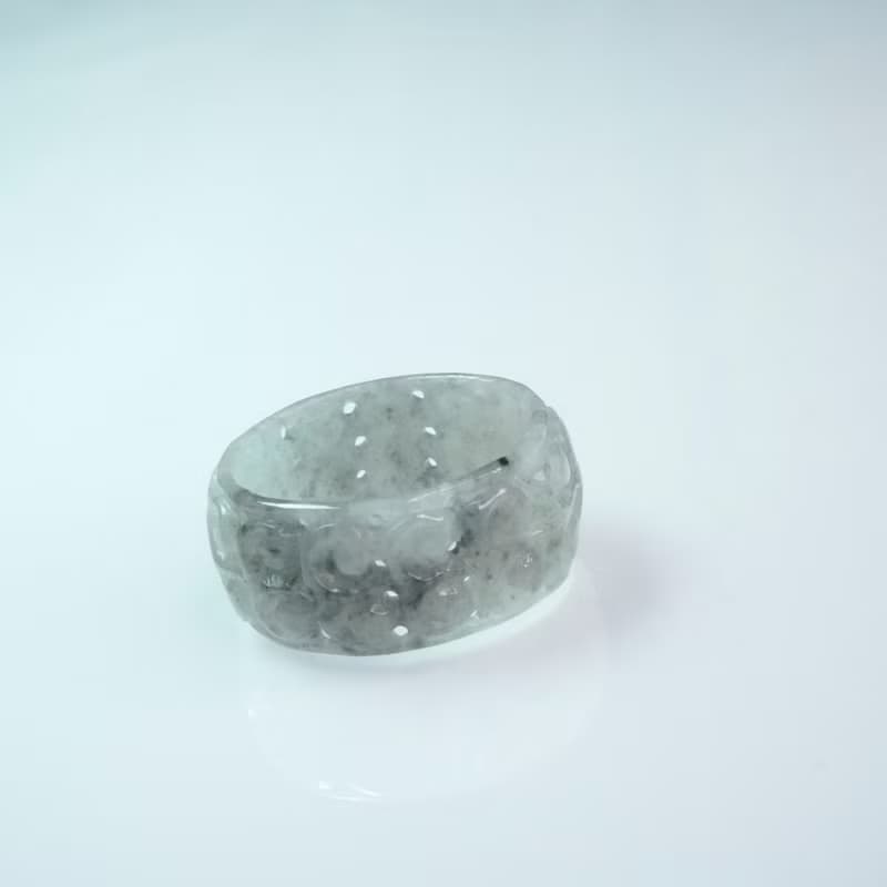 冰飄烏雞翡翠雕花玉戒 | 天然緬甸A貨翡翠 | 送禮