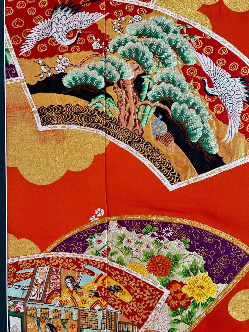 きものからつくるアートパネル　86　縁起物　壁掛け　絵画　1点もの　松　鶴　扇