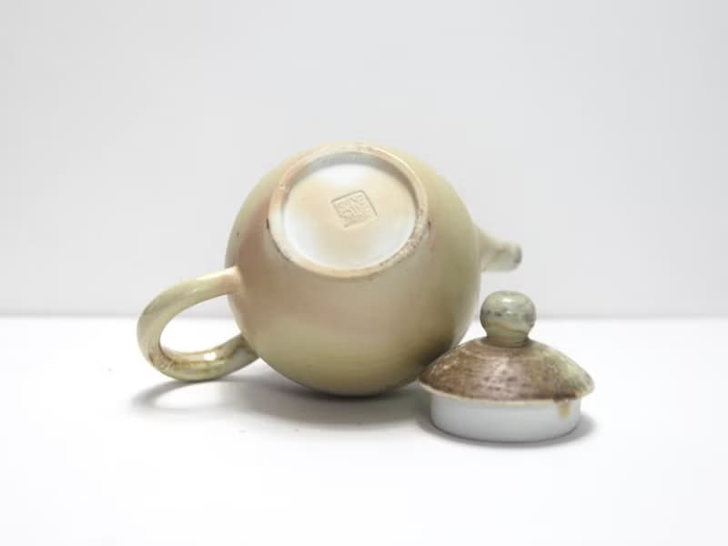 藏菁ㅣ柴燒 瓷土 茶壺