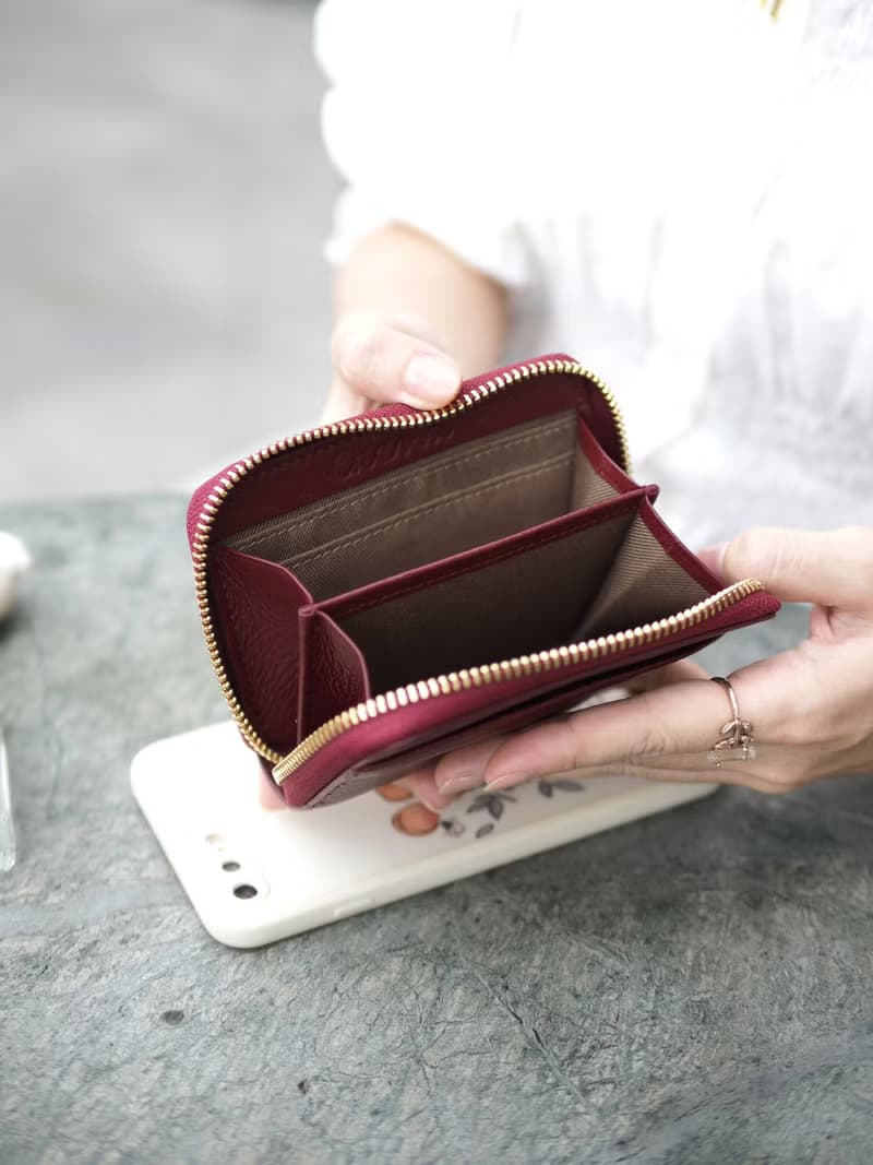 Penni (Burgundy) : Zip wallet, Short wallet, Leather, Dark red , mini wallet