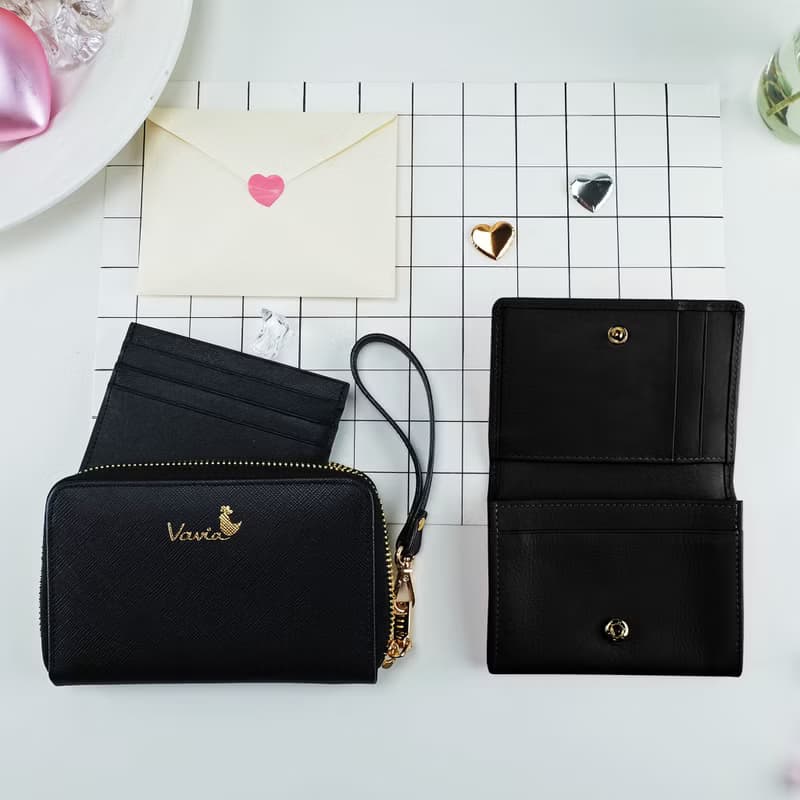 Goody Bag: special price 3 genuine leather mini wallets