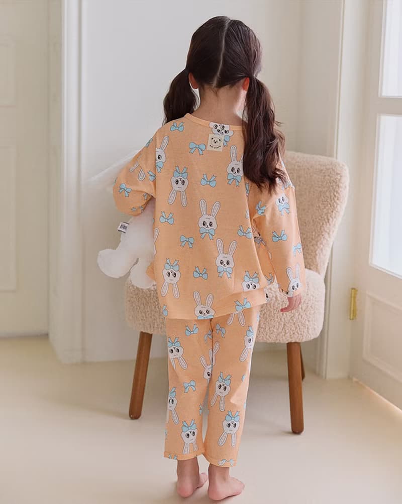 【新品】粉橘緞帶兔兔-【寬鬆】植纖衣長袖童裝-K62209