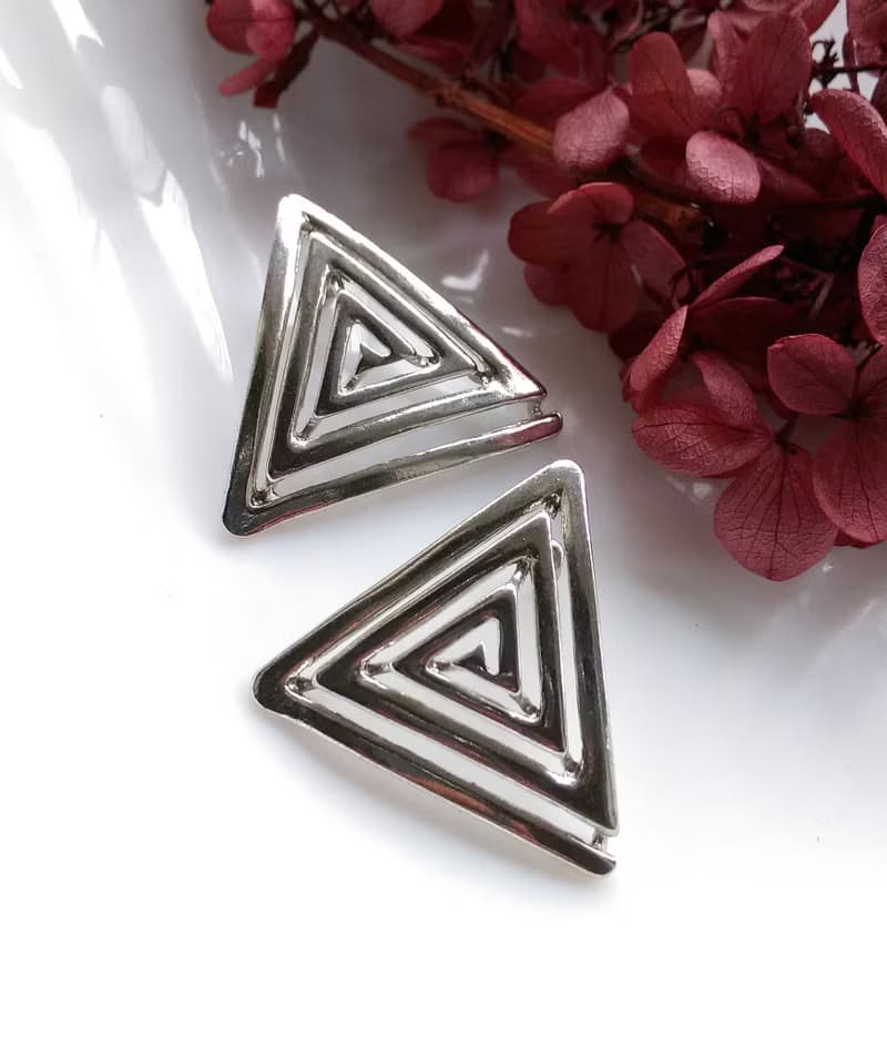 Vintage Jewelry 西洋古董飾品 銀色調 幾何 三角 針式耳環