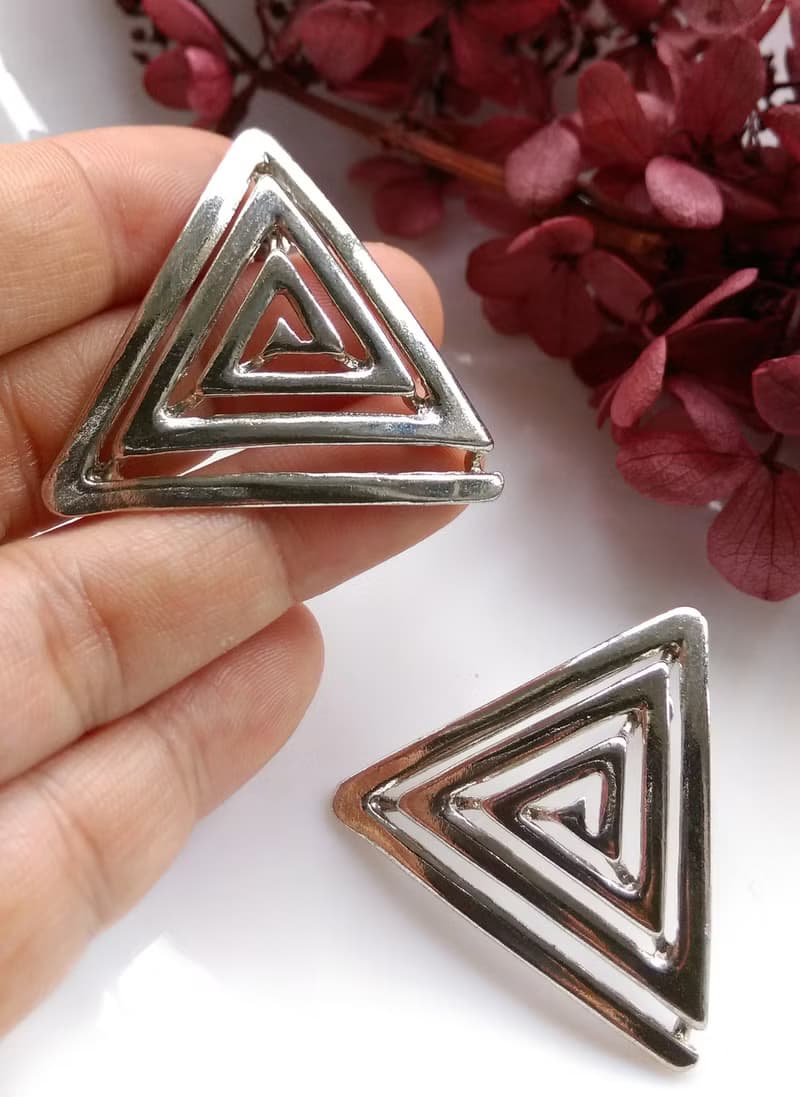 Vintage Jewelry 西洋古董飾品 銀色調 幾何 三角 針式耳環