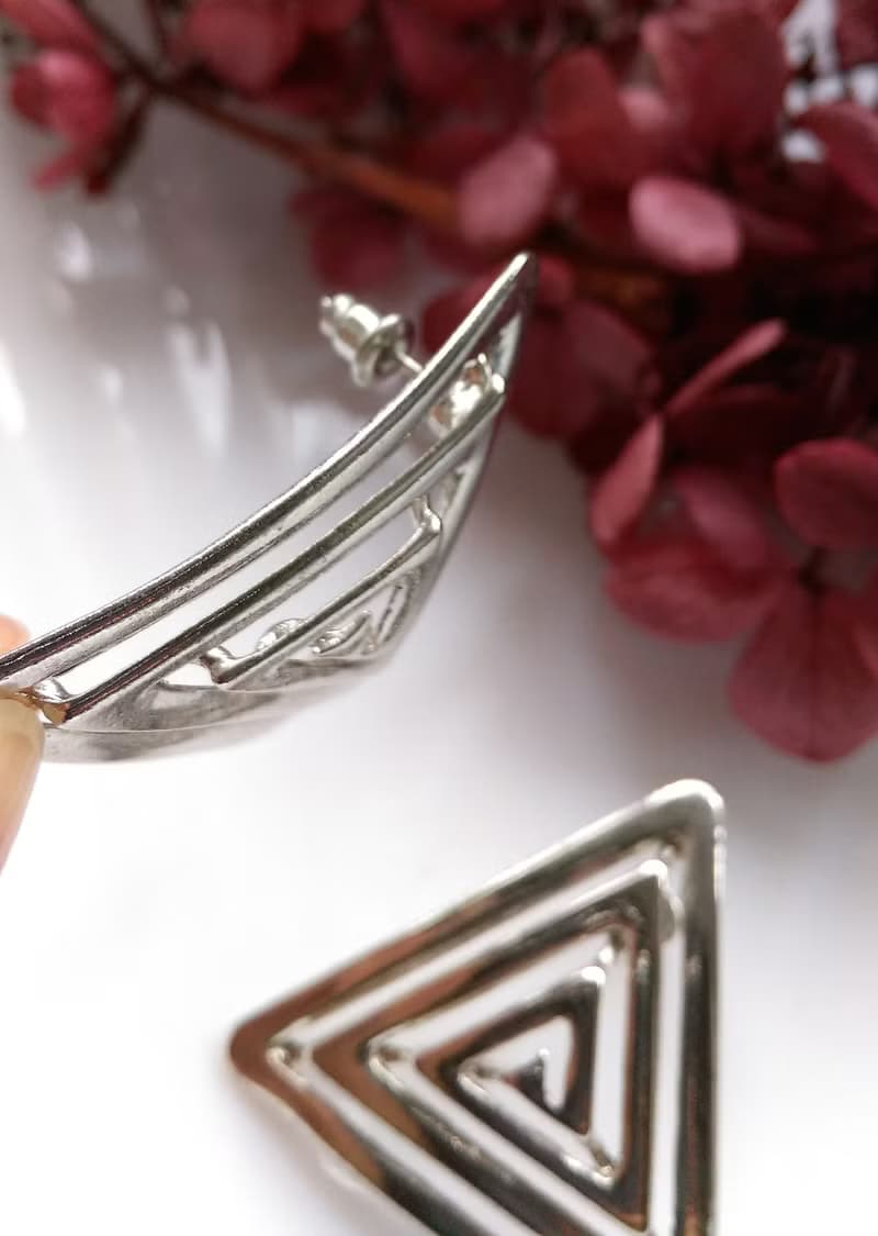 Vintage Jewelry 西洋古董飾品 銀色調 幾何 三角 針式耳環