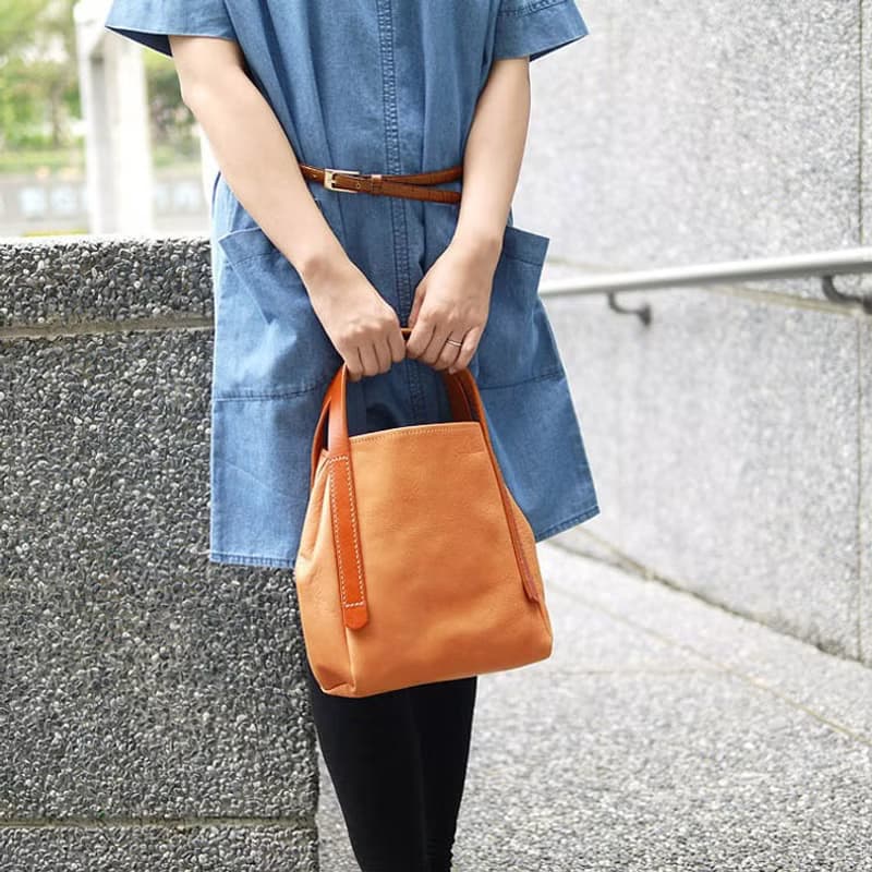 日本手工植鞣革 輕巧柔軟手提包  Made in Japan  by TEHA' AMANA