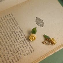 美國古董品牌Van dell 12K包金玉石仿象牙玫瑰耳環式耳夾