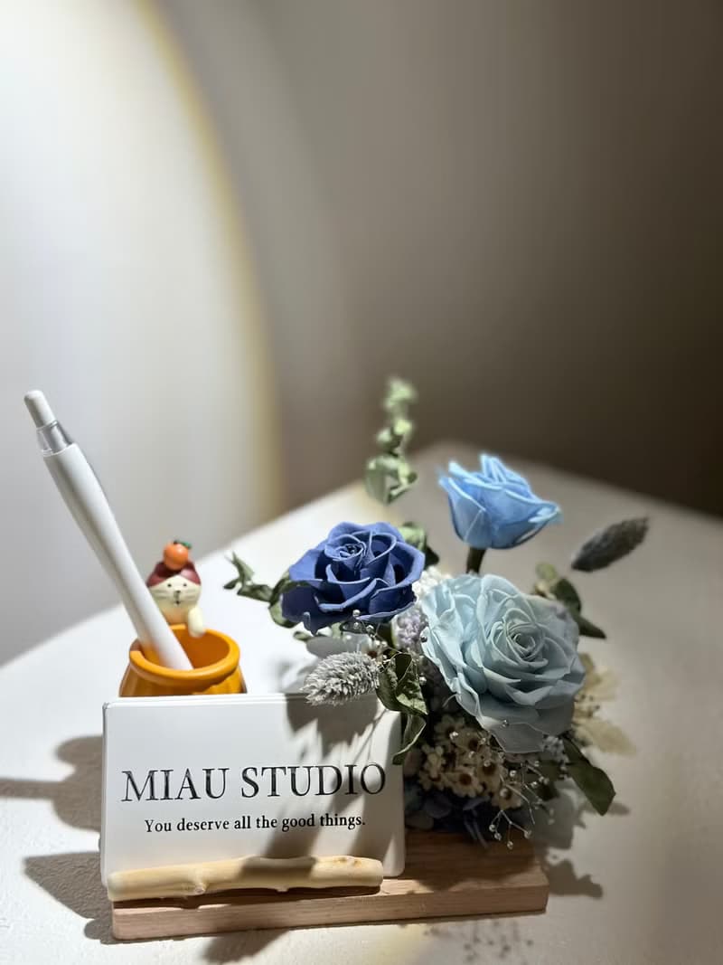 永生花名片座筆筒 辦公室療癒小物 開幕花禮