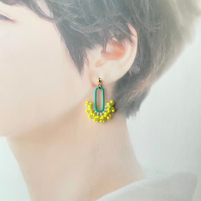 コーラルピアス・イヤリング【グリーン×ビビットイエロー】