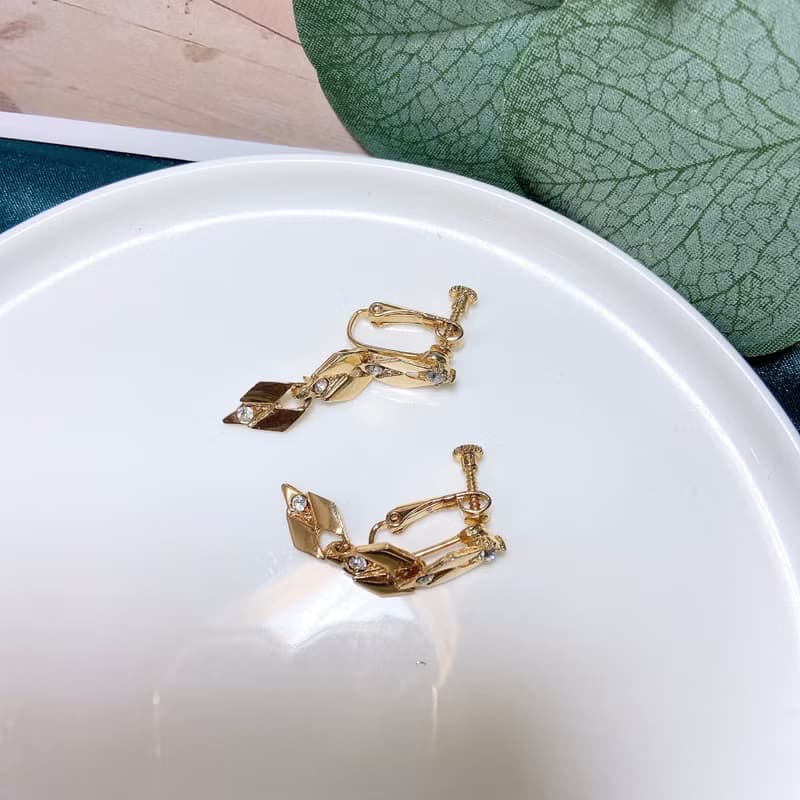 【西洋古董飾品】精緻菱形光澤交錯垂墜可晃動 萊茵鑲嵌 耳環耳夾