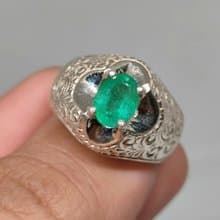 Natural Vivid Green Emerald Mens Ring Sterling Silver 925 Ring Hand Art Crafted